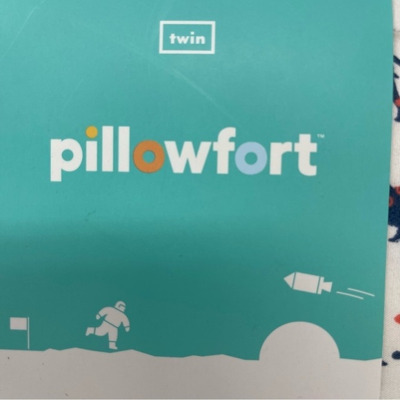 Pillowfort Shark Twin sheet set Soft White Blue NEW - Picture 4 of 8